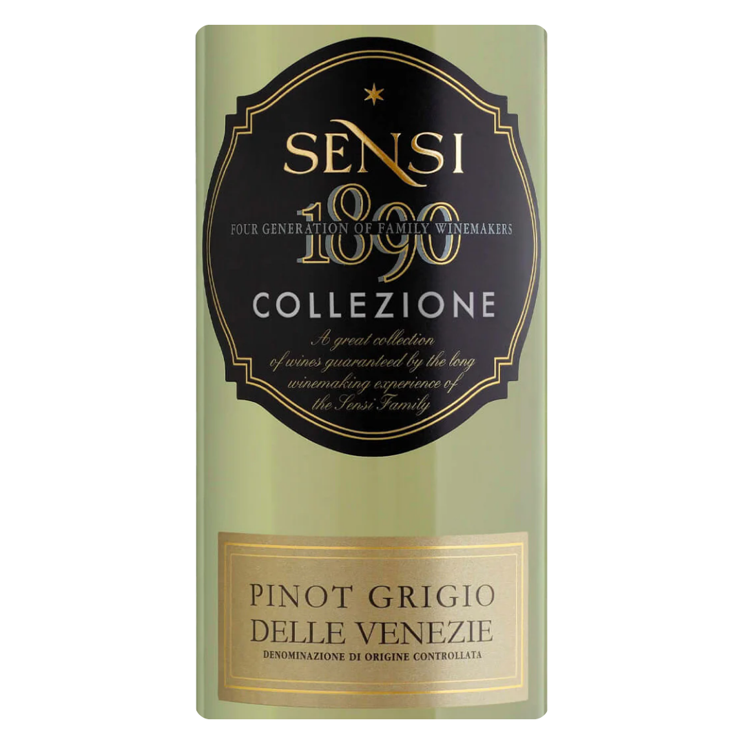 Close-up do rótulo do vinho Pinot Grigio Delle Venezie DOC Collezione, mostrando o nome da vinícola Sensi Winemakers, a denominação DOC e o volume de 750 ml.