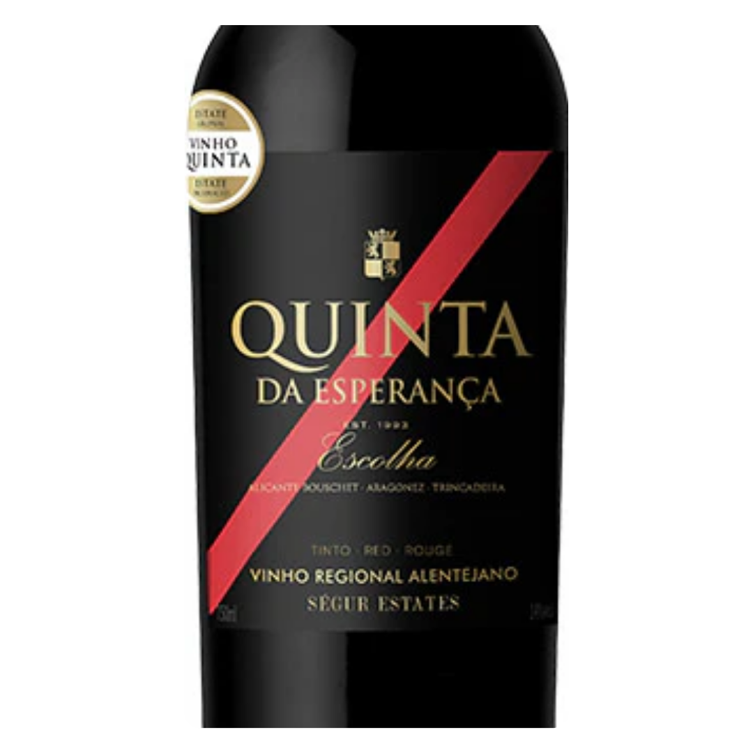 Close-up do rótulo do vinho Quinta da Esperança Escolha Regional Alentejo Tinto 750ml, mostrando o nome da vinícola Ségur Estates, a denominação "Escolha" e a região do Alentejo.