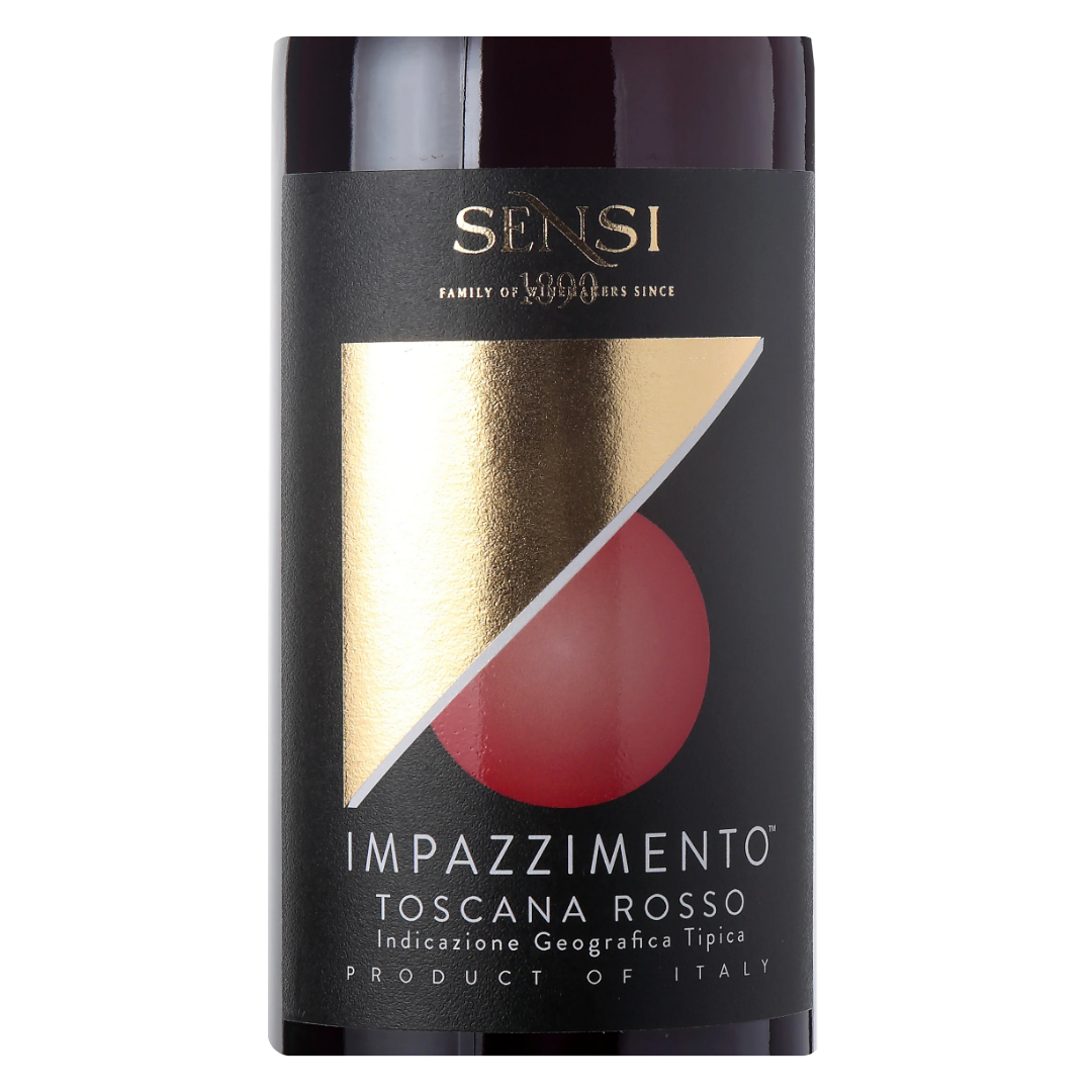 Close-up do rótulo do vinho Sensi Impazzimento, mostrando o nome do vinho, o produtor Sensi Vini e a denominação Rosso Toscana IGT.
