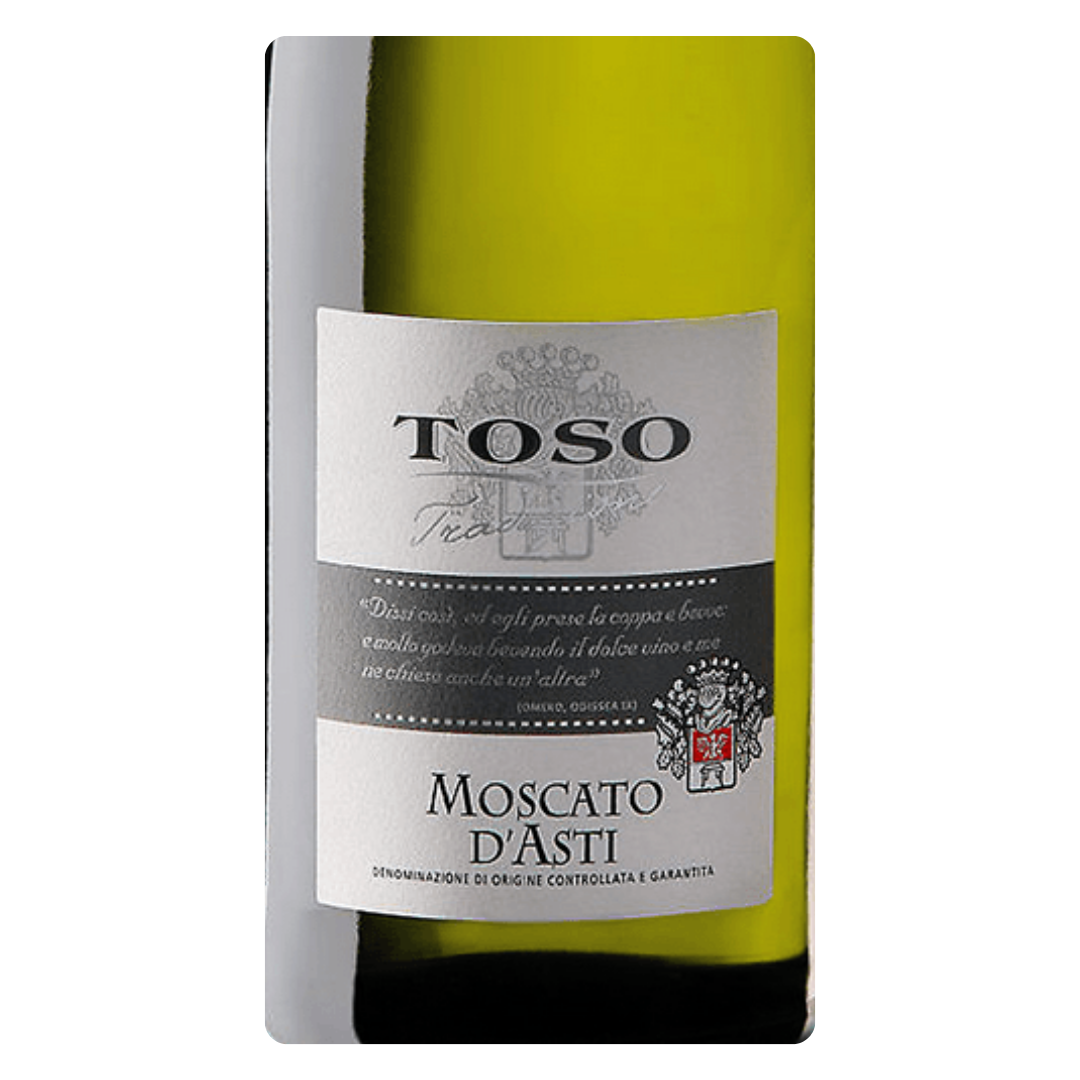 Close-up do rótulo do Toso Moscato d'Asti DOCG 2020, mostrando o nome Toso, a denominação DOCG, a safra 2020 e a indicação da região do Piemonte.