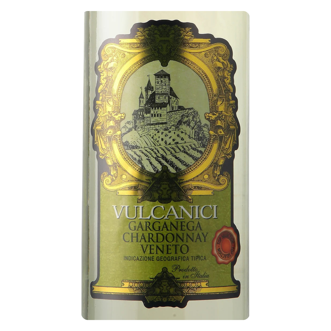 Detalhe do rótulo do vinho branco Vulcanici, mostrando as uvas Garganega e Chardonnay, o produtor e a denominação Veneto IGT.