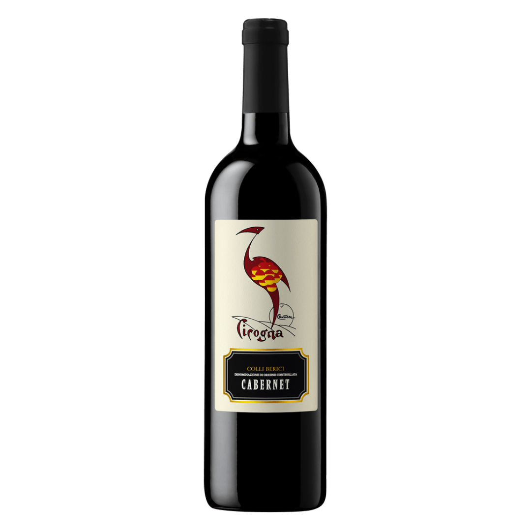 Garrafa do vinho tinto Cabernet Cicogna Colli Berici DOC 2018 da Cavazza em fundo branco, destacando o rótulo elegante e a cor rubi profunda.