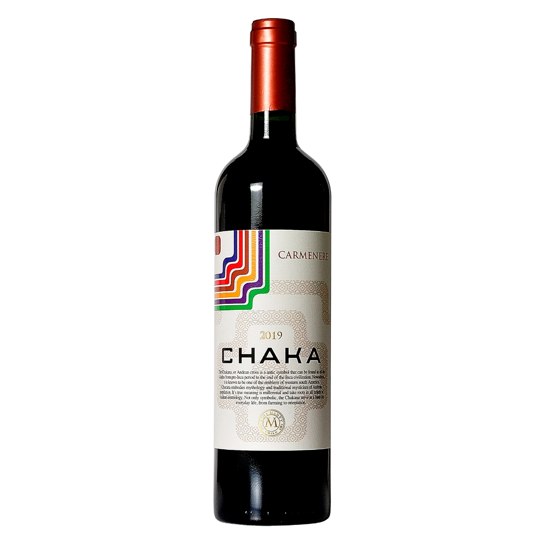 Garrafa do vinho tinto chileno Chaka Cabernet Sauvignon 750ml em fundo branco, destacando o rótulo frontal e a cor intensa do vinho.