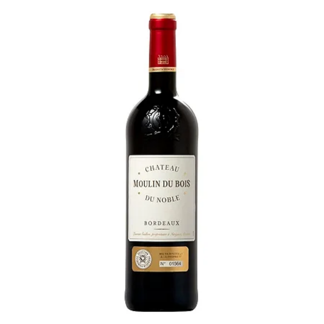 Garrafa do vinho tinto Château Moulin du Bois du Noble 2018, destacando o rótulo frontal e a cor rubi profunda.
