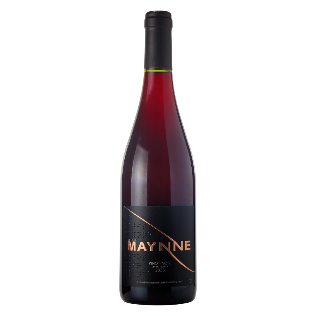 Garrafa do vinho tinto francês Petit Maynne Pinot Noir em fundo branco, destacando o rótulo frontal