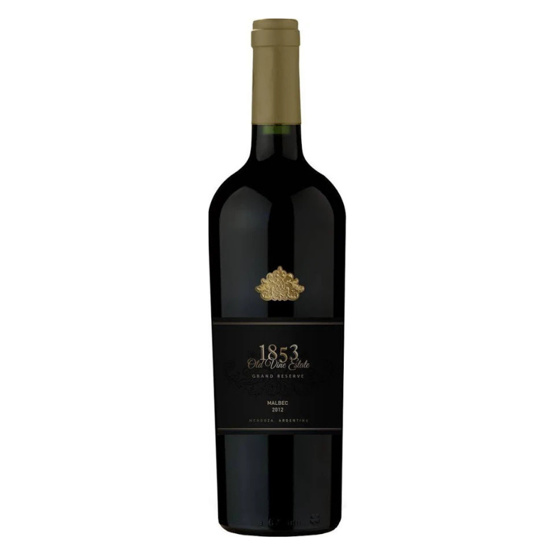 Garrafa do vinho tinto 1853 Grand Reserve Heritage Malbec 2019, 750ml, 100% Malbec de videiras centenárias, da Pelleriti Priore, La Consulta, Valle de Uco, Mendoza, Argentina, em fundo branco com destaque para o rótulo frontal.