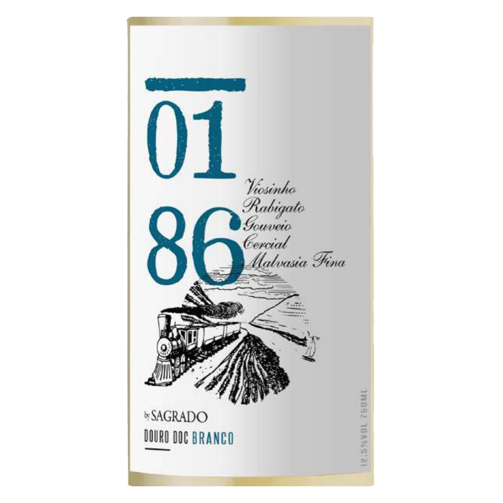 Close-up do rótulo do vinho 0186 Branco Segur Estates, evidenciando as castas e a região do Douro.
