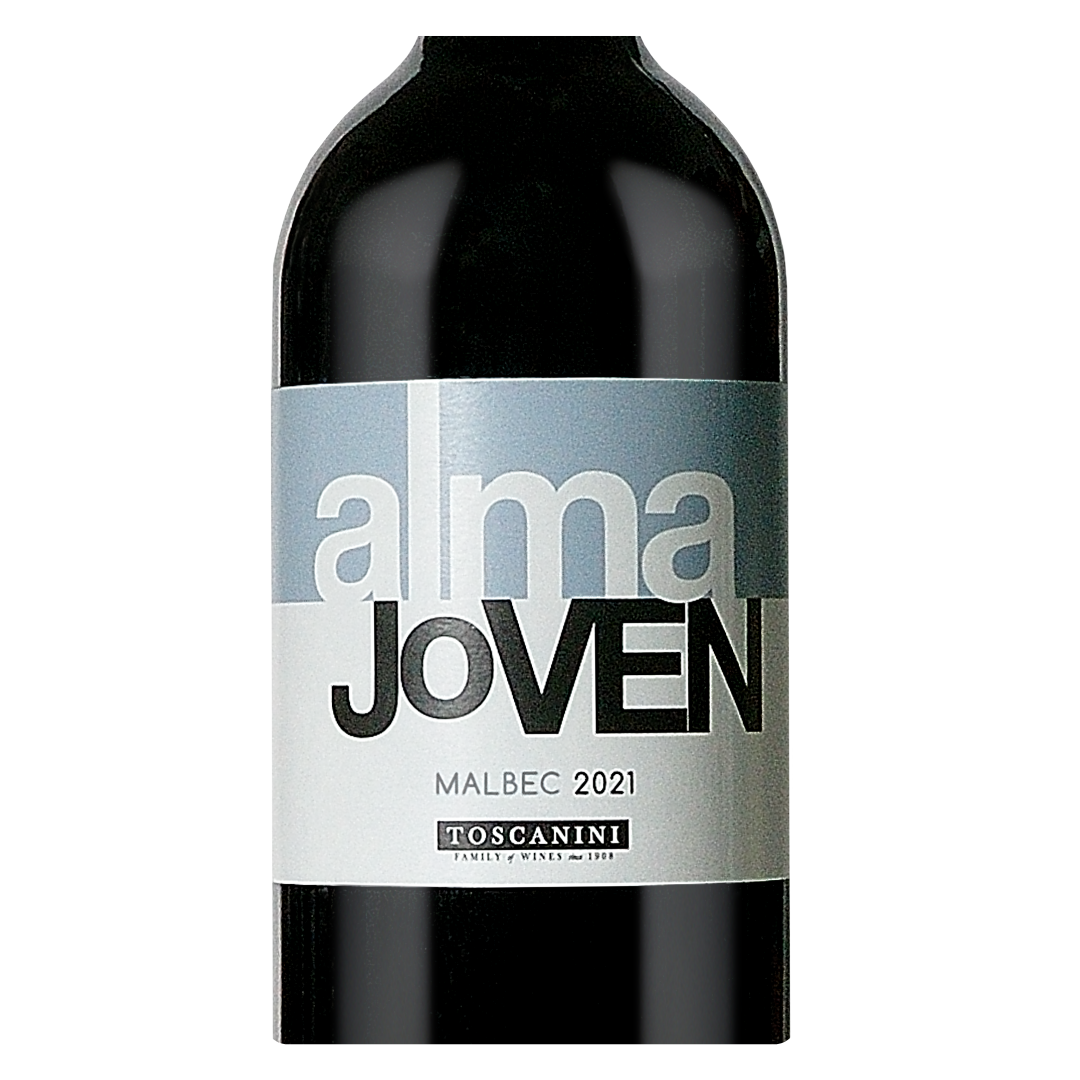 Close-up do rótulo do Alma Joven Malbec da Bodega Juan Toscanini, mostrando a uva Malbec, a origem Paso Cuello, Canelones, Uruguai, a safra 2021 e o volume de 750ml.