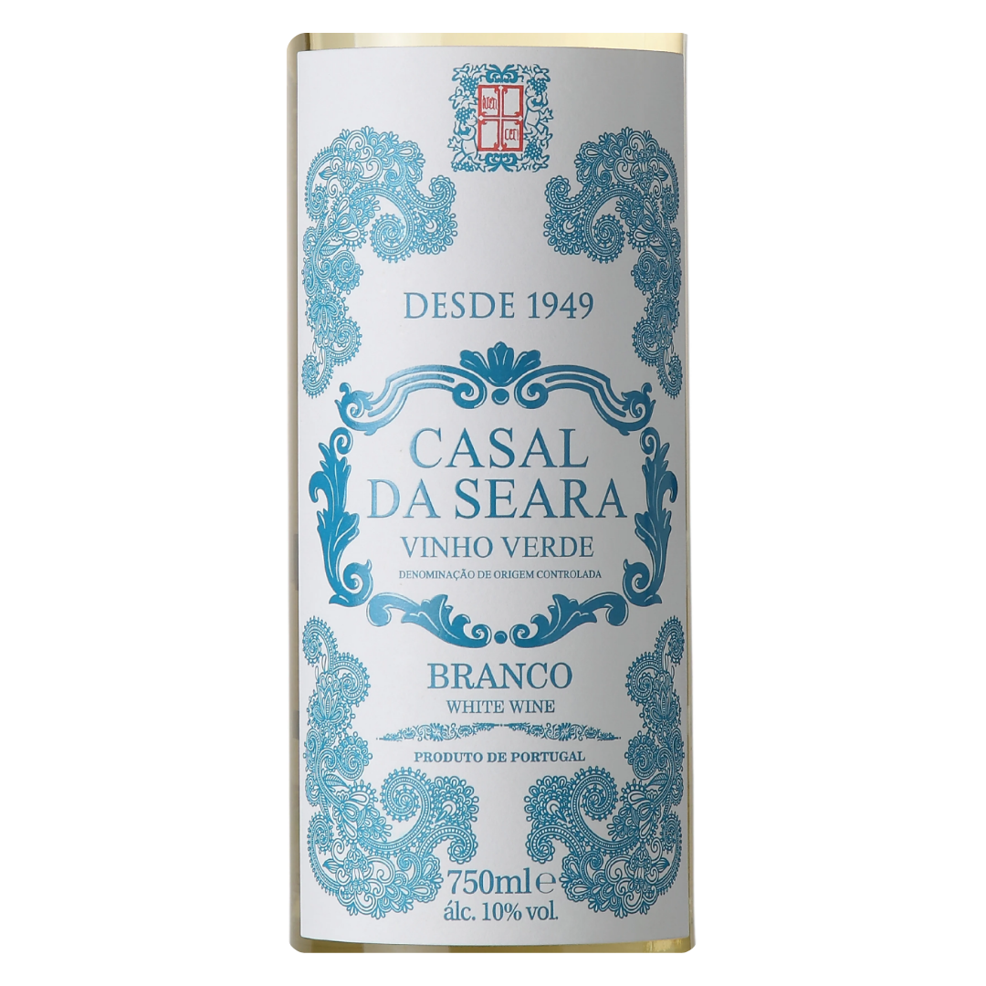 Close-up do rótulo do vinho Casal da Seara Verde 750ml, mostrando o nome da vinícola Caves Campelo, as variedades de uva e a denominação Vinhos Verdes DOC.