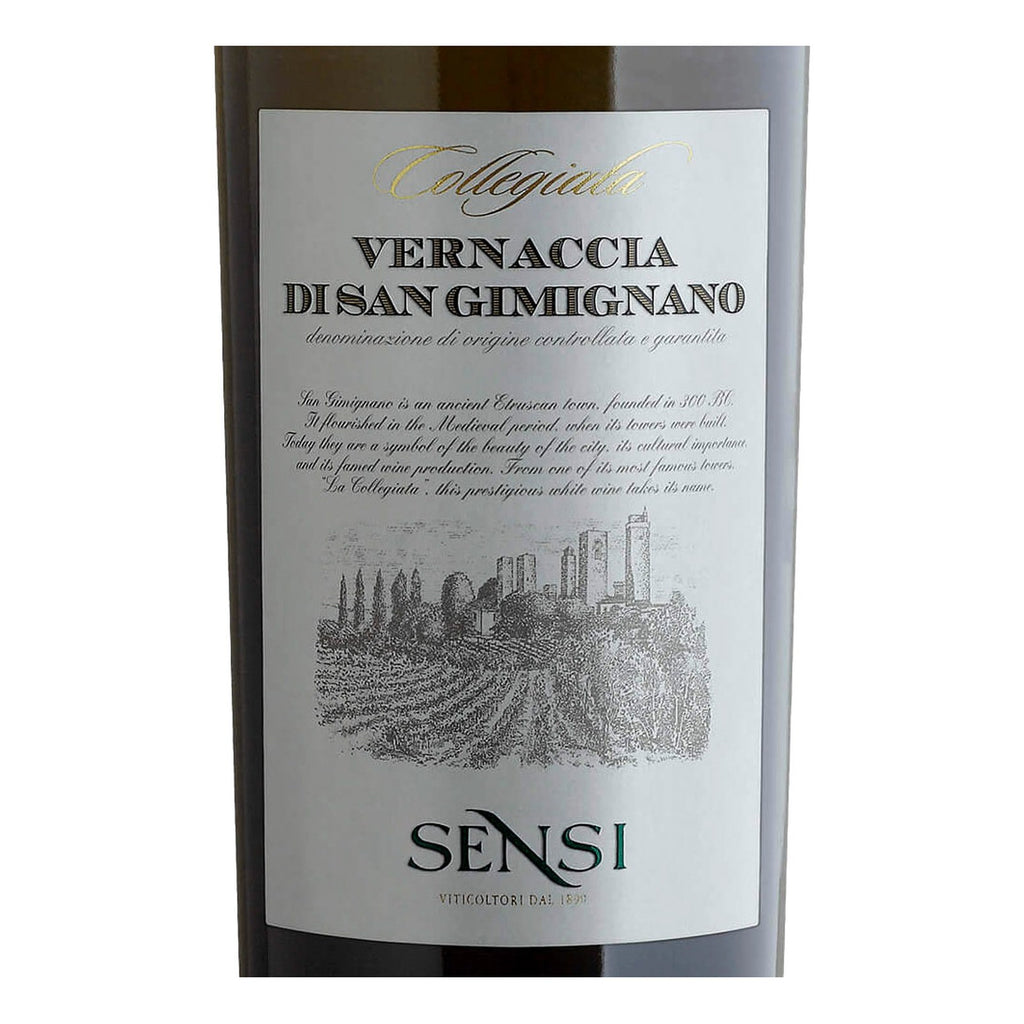 Close do rótulo Collegiata Vernaccia di San Gimignano DOCG 2023, vinho branco da Sensi Vini, elaborado com 100% Vernaccia na Toscana, Itália, em garrafa de 750 ml.