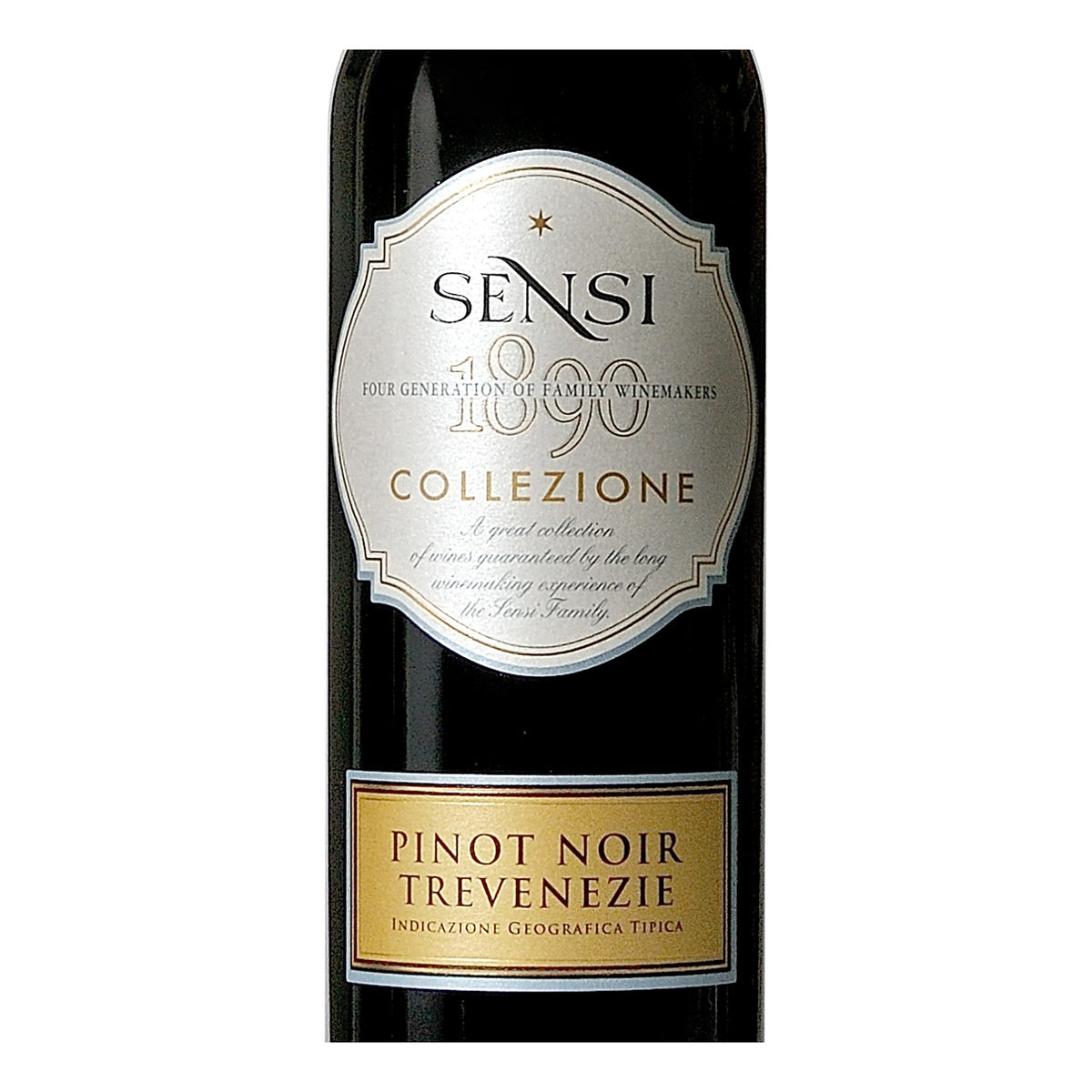 Close do rótulo Sensi Collezione Pinot Noir IGT Trevenezie 2020, vinho tinto italiano da variedade Pinot Noir, em garrafa de 750 ml.