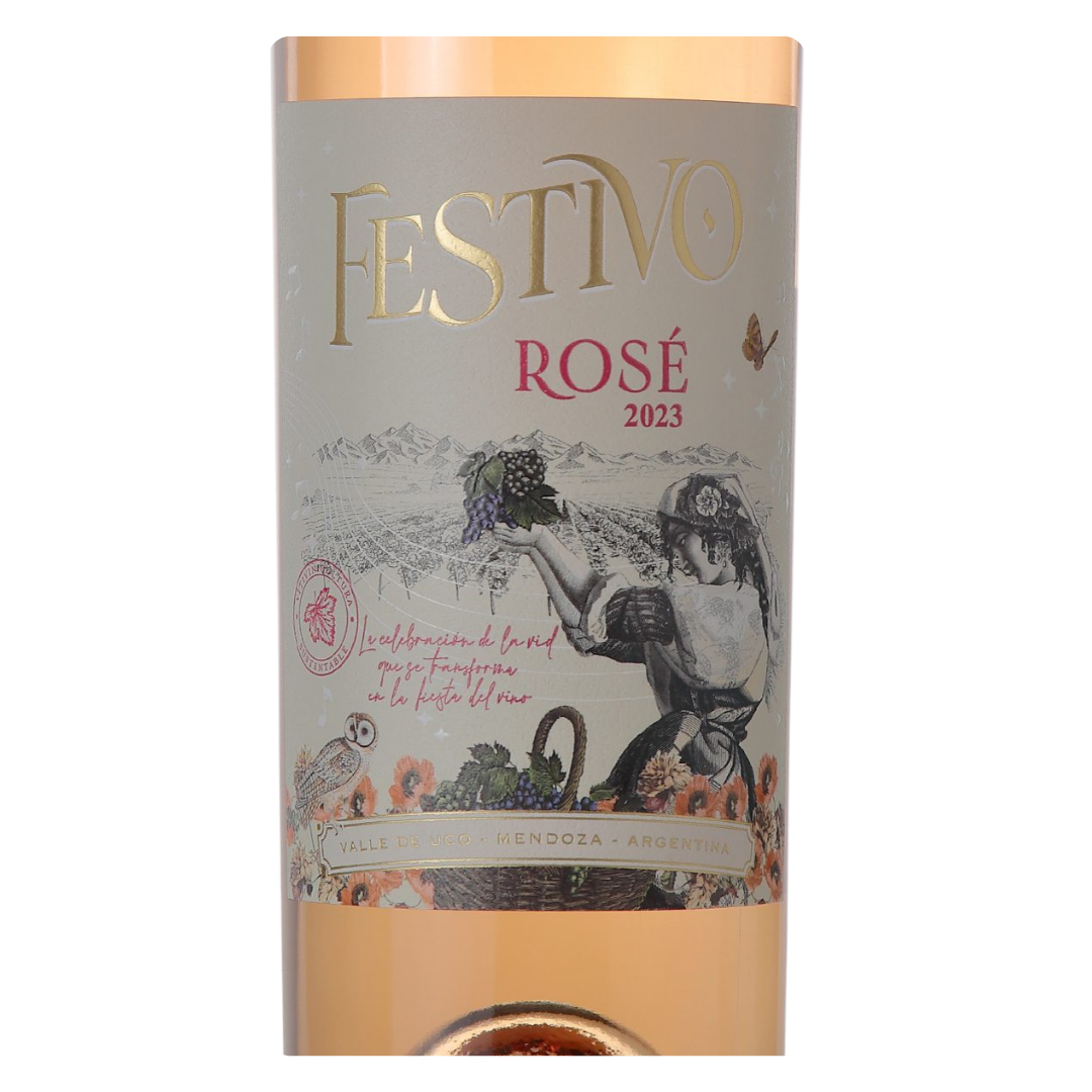 Close-up do rótulo do vinho Festivo Rosé, evidenciando a assinatura de Marcelo Pelleriti e a origem no Valle de Uco.