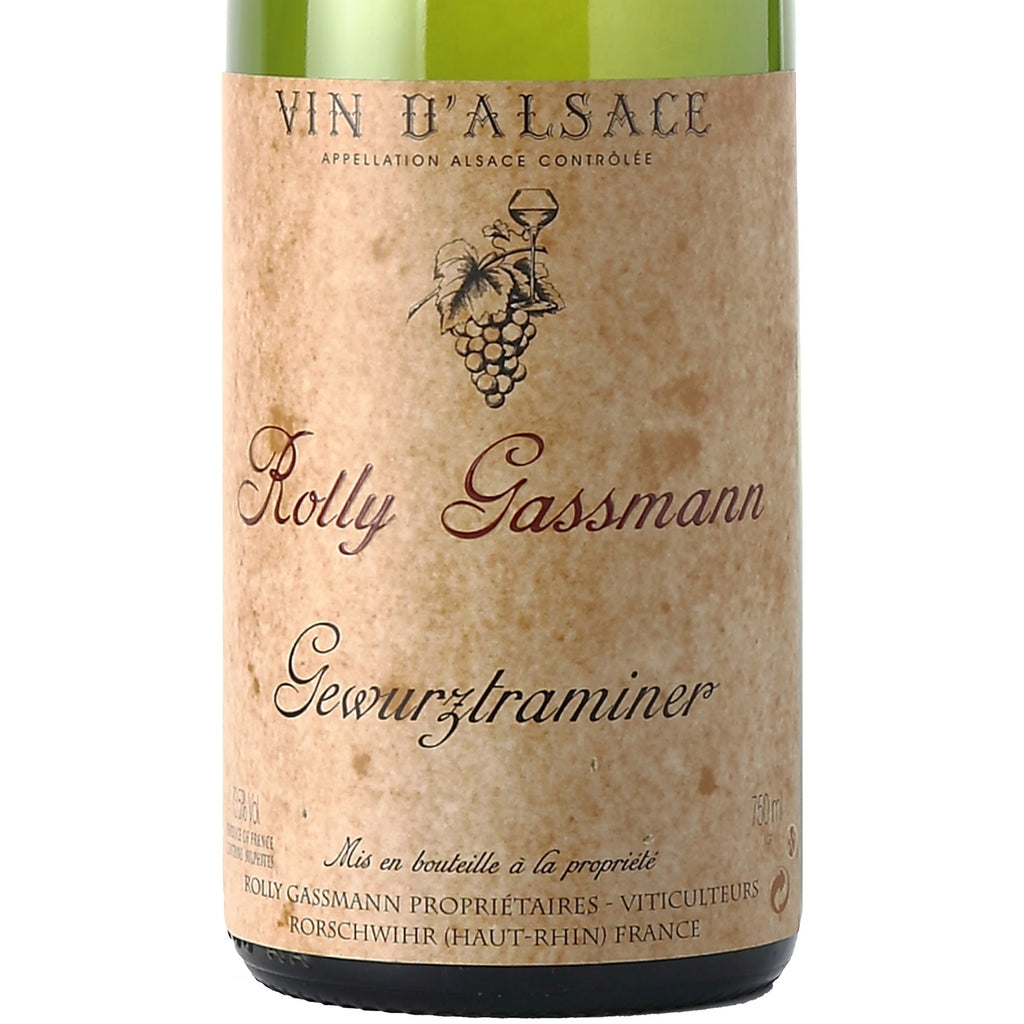 Detalhe do rótulo Domaine Rolly Gassmann Gewürztraminer 2016, vinho branco francês 100% Gewürztraminer da denominação Alsace AOC, garrafa de 750 ml.