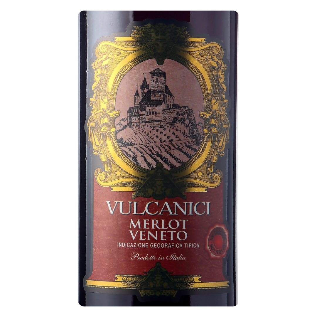 Close-up do rótulo do vinho Vulcanici Merlot Veneto IGT 750ml, mostrando o nome da vinícola e a denominação.