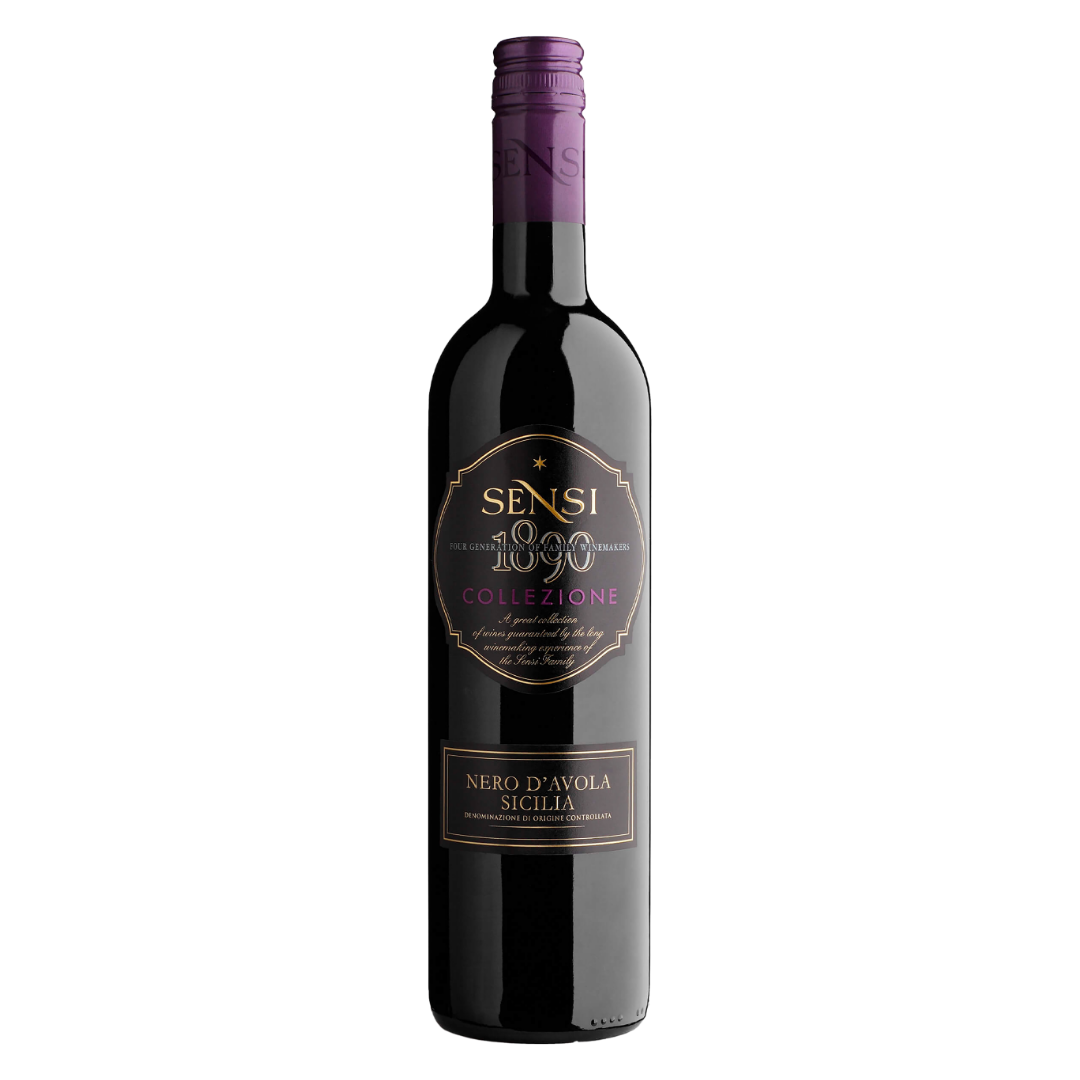 Garrafa do vinho tinto Collezione Nero d'Avola Sicilia DOC 750ml da Sensi Vini, produzido na Sicília, Itália, em fundo branco com destaque para o rótulo frontal.