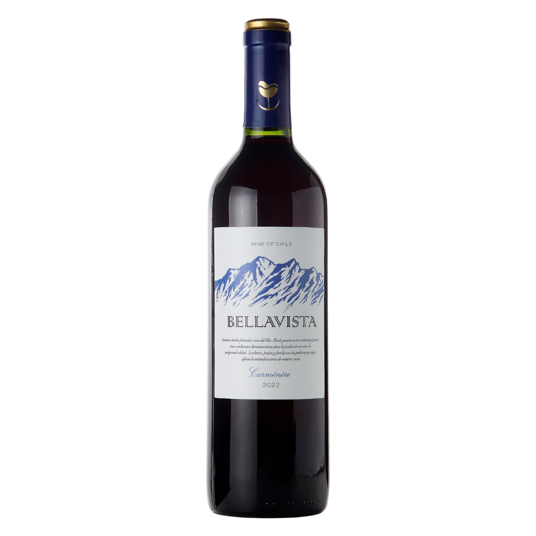 Garrafa do vinho tinto chileno Bellavista Carmenere 750ml em fundo branco, destacando o rótulo frontal e a cor púrpura.