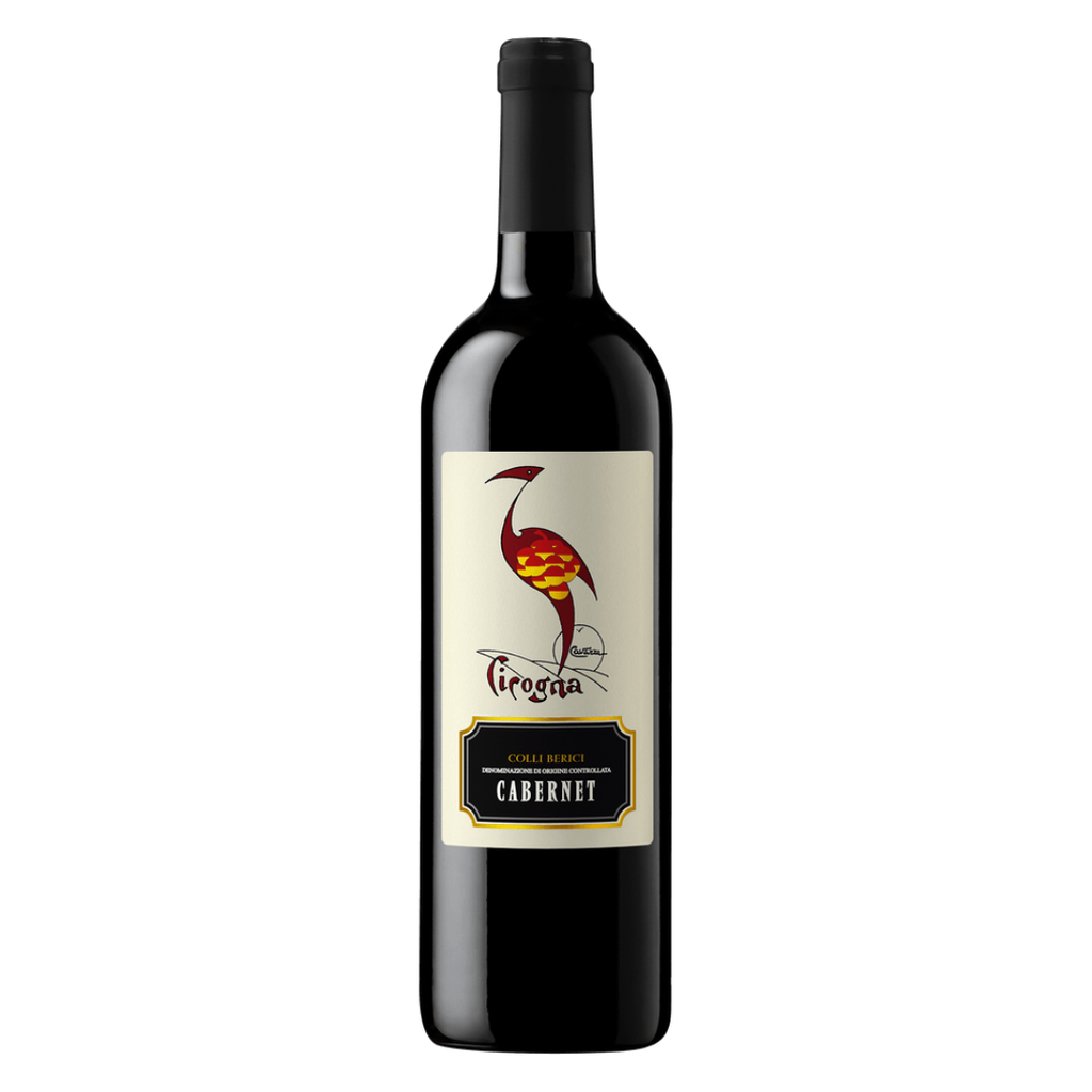 Garrafa do vinho tinto Cabernet Cicogna Colli Berici DOC 2018 da Cavazza em fundo branco, destacando o rótulo elegante e a cor rubi profunda.