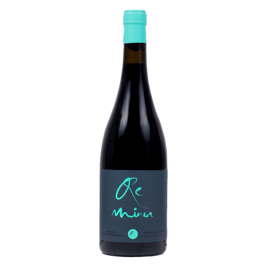 Garrafa do vinho tinto espanhol Re Minor Tempranillo de Ribera del Duero em fundo branco, destacando o rótulo da Bodega Réquiem Hispania